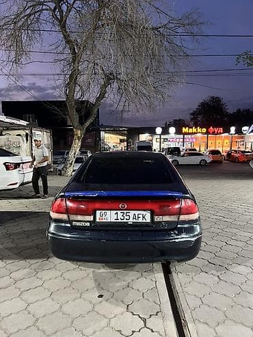 1995: Mazda 626: 1995 г., 1.8 л, Механика, Бензин, Хэтчбэк — 3