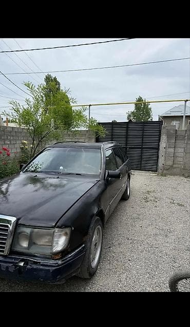 Mercedes-Benz W124: 1992 г., 2.2 л, Механика, Бензин, Универсал