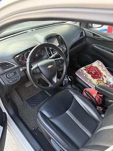 с кочкор авто: Chevrolet Spark: 2018 г., 1 л, Вариатор, Бензин, Хетчбек — 6