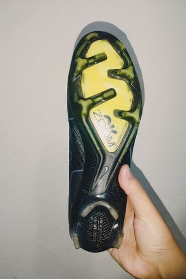 германский обувь: БУТСЫ Air Zoom 💥 Размер:39(маломерка) Почти новый носил не долго — 4