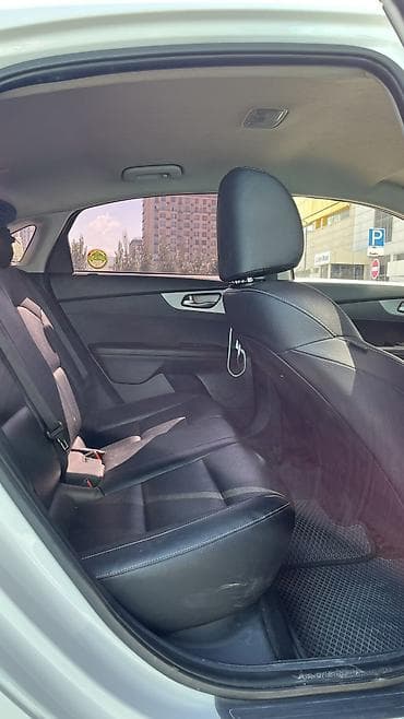 k3 2020: Kia K3: 2020 г., 1.6 л, Вариатор, Бензин — 8