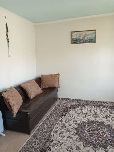 Үйдү ижарага алам: Үй, 50 м², 3 бөлмө — 8