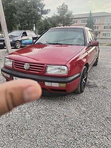 q7 audi: Volkswagen Vento: 1993 г., 1.8 л, Механика, Бензин, Седан — 1
