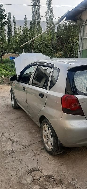 Транспорт: Daewoo Kalos: 2003 г., 1.4 л, Ручные, Бензин, Хэтчбэк — 2