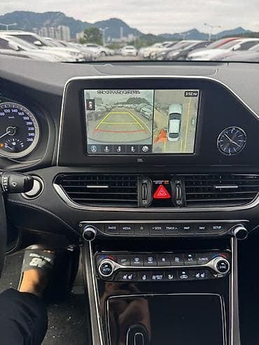 автоком: Hyundai Grandeur: 2018 г., 2.4 л, Автомат, Гибрид, Седан — 9