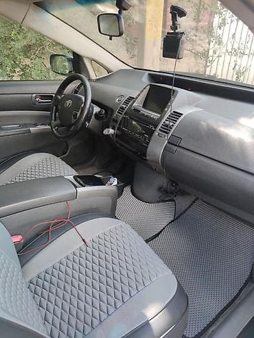 prius v: Toyota Prius: 2008 г., 1.5 л, Вариатор, Гибрид, Хэтчбэк — 7