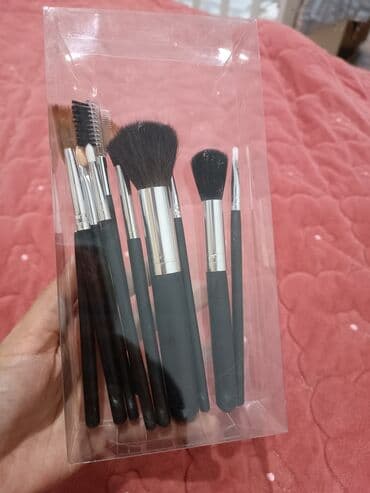 Продаю кисточки косметические