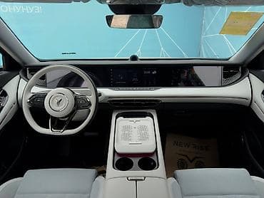 hongqi ehs9: Voyah : 2024 г., 1.5 л, Автомат, Гибрид, Кроссовер — 8