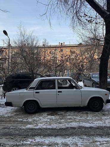 ВАЗ (ЛАДА) 2107: 2006 г., 1.6 л, Механика, Бензин, Седан