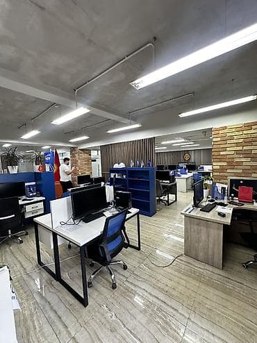 офисы в аренду: Аренда офисов, 170 м², В бизнес центре, 1 линия, С оборудованием, С системой безопасности — 7