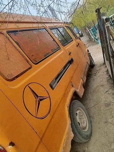 70 сом: ГАЗ 69: 1989 г., Кол менен иштөөчү, Van — 3