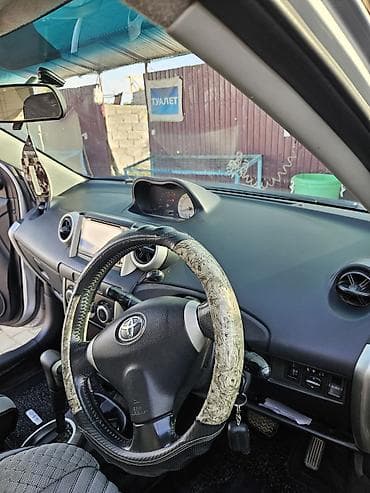 gx460 lexus: Toyota Ist: 2002 г., Автомат, Бензин, Хэтчбэк — 8