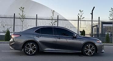 Продажа авто: Toyota Camry: 2018 г., 2.5 л, Автомат, Бензин, Седан — 2