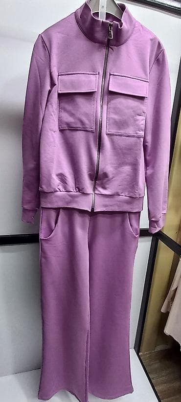 Спортивные костюмы