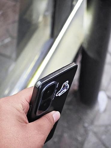 samsun note 20: Vivo iQOO 10, Б/у, 256 ГБ, цвет - Черный, 2 SIM — 5