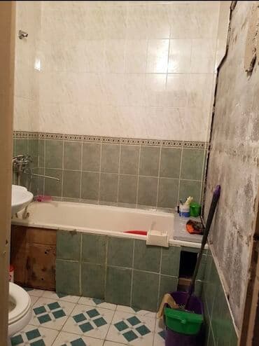 меняю с моей доплатой: 1 комната, 34 м², 105 серия, 7 этаж, Старый ремонт — 3