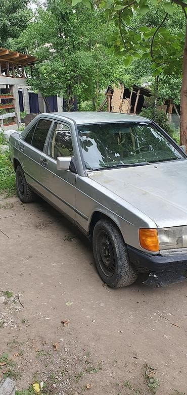 крыло ауди б4: Mercedes-Benz 190: 1994 г., Механика, Бензин, Седан — 7