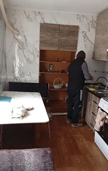 Продажа домов: Под бизнес. Продаётся частный дом с участком. 1-ая линия по трассе — 2