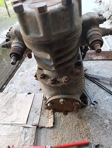 common rail: Компрессорный агрегат поршневого типа (двухцилиндровый, воздушный) — 1