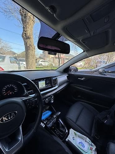 Унаа сатуу: Kia Stonic: 2018 г., 1.4 л, Автомат, Бензин, Кроссовер — 2