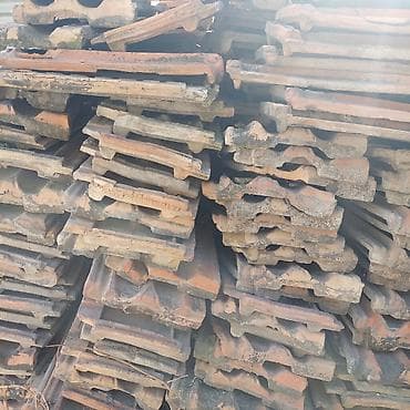 лоток золото: Черепица керамическая, пазовая (волнообразный профиль). Материал — 3