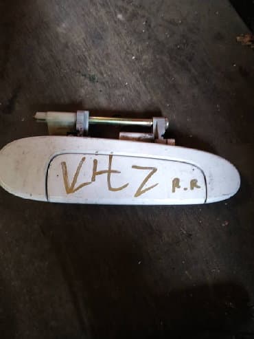 corolla runx: Toyota Vitz Наружная ручка задней правой двери Toyota Vitz (Тойота — 1