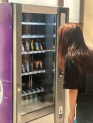 с квартирантами с магазином готовый бизнес квартирный комнат действующим: ☕ Продаются кофе-аппараты 2 шт и вендинговый аппарат — готовый бизнес — 6