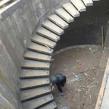 волейбольный форма: Бетонная лестница Наружные, Бесплатный замер, Форма лестницы: Винтовая — 9