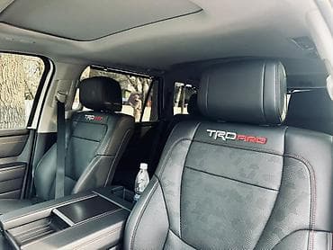trd pro: Toyota Sequoia: 2023 г., Автомат, Гибрид, Внедорожник — 8