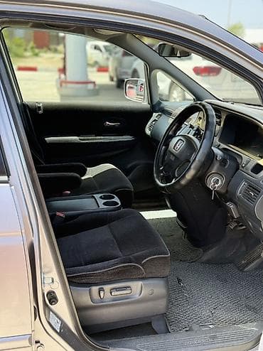 Honda Orthia: 2002 г., 2.3 л, Автомат, Бензин, Универсал — 5
