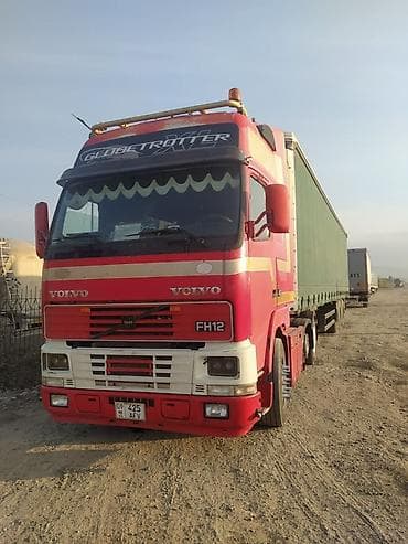 прицепы грузовой: Тягач, Volvo, 2001 г., Шторный — 3