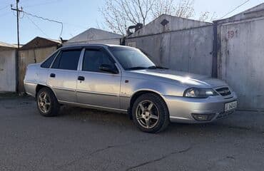 срочно продам авто в связи с переездом: Daewoo Nexia: 2011 г., 1.5 л, Механика, Бензиновая, Седан — 7