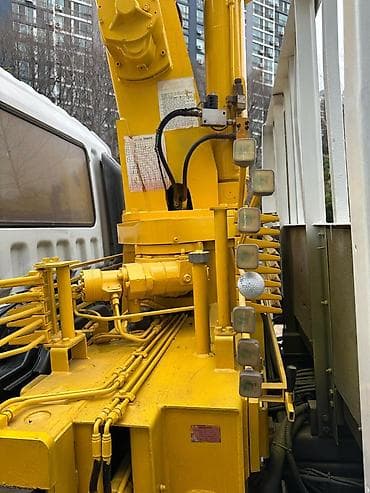 full construction: Манипулятор, Hyundai, 2000 г., 6 т — 8