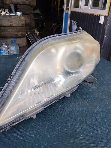 Передняя левая фара Toyota Оригинал — 1