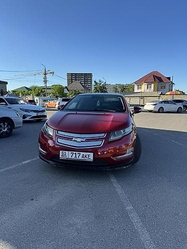 Chevrolet Volt: 2011 г., 1.4 л, Вариатор, Гибрид, Хэтчбэк — 2