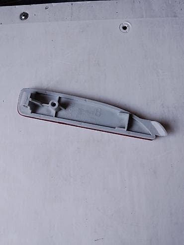 Отражатели: Отражатель Mazda — 2