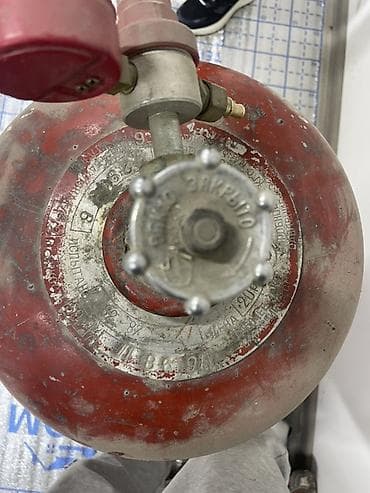 баллон вд: Газовый баллон с вентилем и редуктором - Материал: стальной — 2
