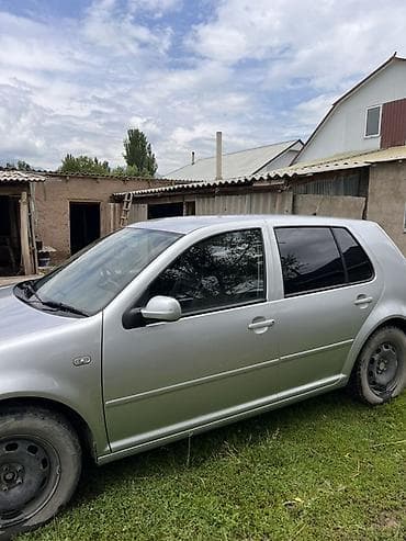 Транспорт: Volkswagen Golf: 2001 г., 2 л, Автомат, Газ, Хэтчбэк — 3