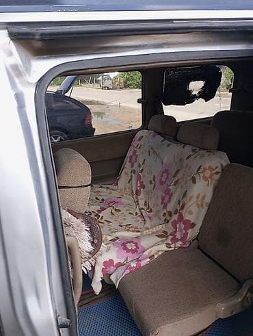 крыло спада: Honda Stepwgn: 2002 г., Автомат, Бензин, Минивэн — 4