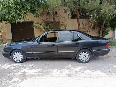 е28: Mercedes-Benz E-Class: 1998 г., 3.2 л, Бензин, Седан — 2