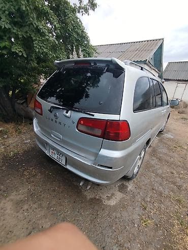 Унаа: Nissan Liberty: 2001 г., 2 л, Вариатор, Бензин, Вэн/Минивэн — 2