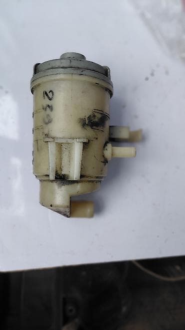 srv 3: Бачок Honda 1997 г., Б/у, Оригинал, Япония — 3