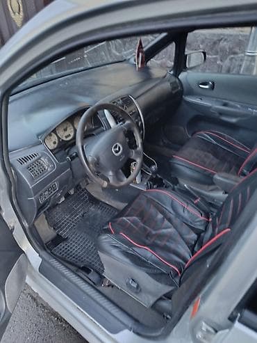 mazda premacy дизель: Mazda PREMACY: 2002 г., 2 л, Механика, Бензин, Хэтчбэк — 8