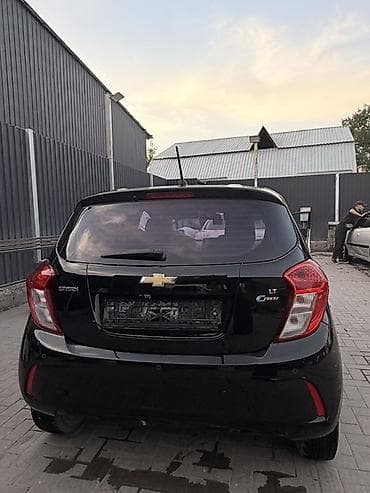 Продажа авто: Chevrolet Spark: 2018 г., 0.1 л, Автомат, Бензин, Хэтчбэк — 4