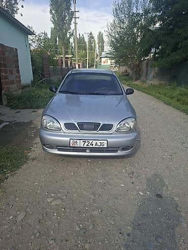 Продажа авто: Daewoo Lanos: 1999 г., Механика, Бензин, Седан — 4