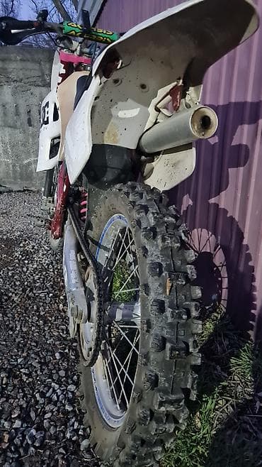 Мотоциклдер: Эндуро/кросс мотоцикл Yamaha - Двухтактный двигатель Yamaha, объём по — 6