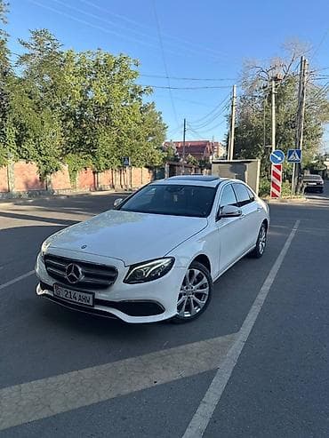 Транспорт: Mercedes-Benz E-Class: 2018 г., 2.2 л, Автомат, Бензин, Седан — 1