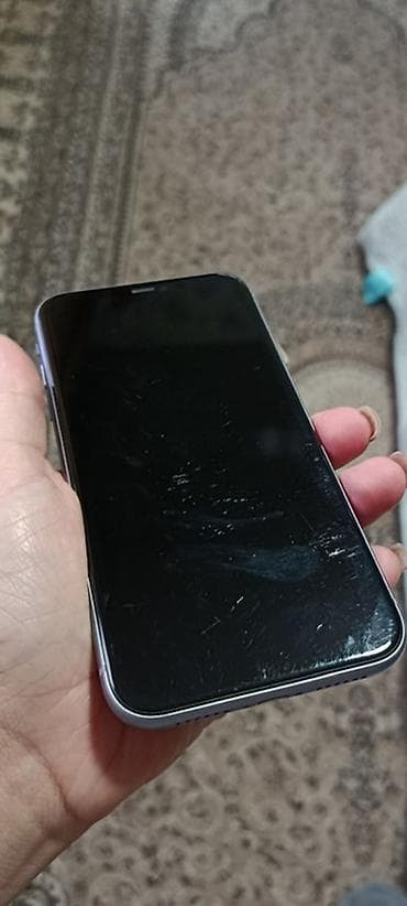 батарея айфон: IPhone 11, Чехол, 70 % — 3