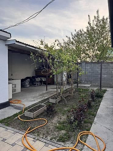 капсулные дома: Основной дом состоит из 3х комнат + времянка летняя 2 комнаты с кухней — 3