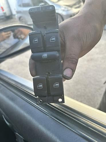 панель бус сапог: Дверная карта Volkswagen Оригинал — 1